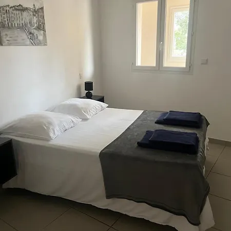Apartman Les Lauriers *