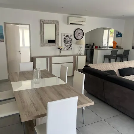 דירה Les Nefliers סן-מקסים