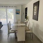 Les Néfliers Apartamento Sainte-Maxime