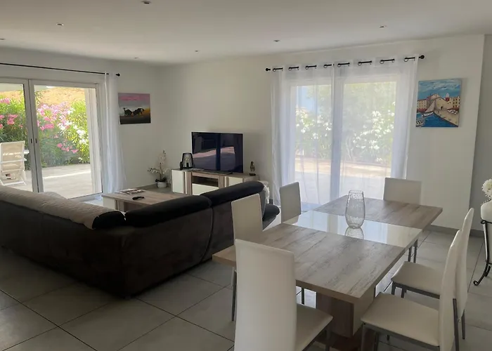 Les Nefliers Appartement *