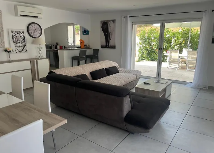 Les Nefliers Appartement Sainte-Maxime